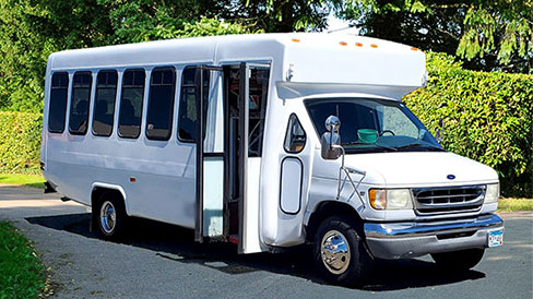 minibus-rental--va4party